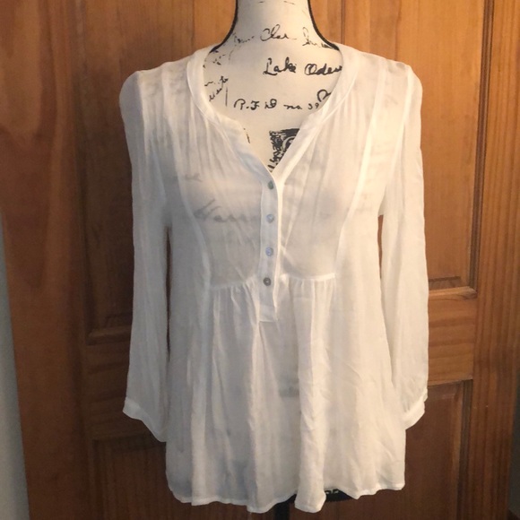 Divided Sheer Pullover Blouse 4 Iridescent Buttons - Picture 2 of 7